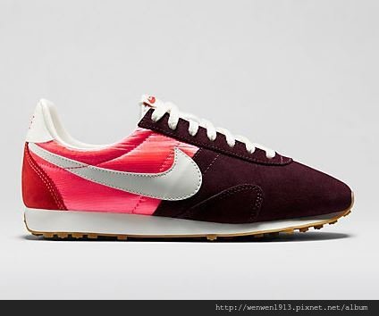 2015-04-15 19_58_50-Nike Pre Montreal Racer Vintage Women&apos;s Shoe. Nike Store.jpg