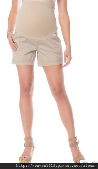 2015-04-23 18_49_47-Secret Fit Belly(r) Cargo Pockets Maternity Shorts Close Up _ Motherhood Materni.jpg