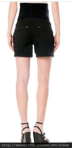 2015-04-23 18_49_20-Secret Fit Belly(r) Cargo Pockets Maternity Shorts Close Up _ Motherhood Materni.jpg