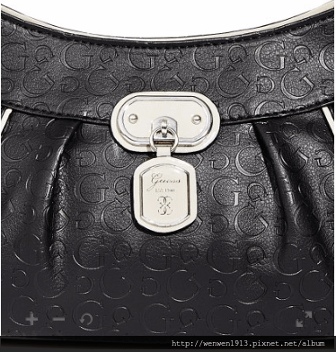 2015-05-05 17_51_46-Cologne Top Zip Bag _ GuessFactory.com.png