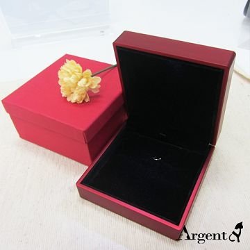 【ARGENT安爵銀飾精品】加購品-飾品包裝盒-「LED晶靚墜盒(大)(艷麗紅)」(適合項鍊/項墜/套組)