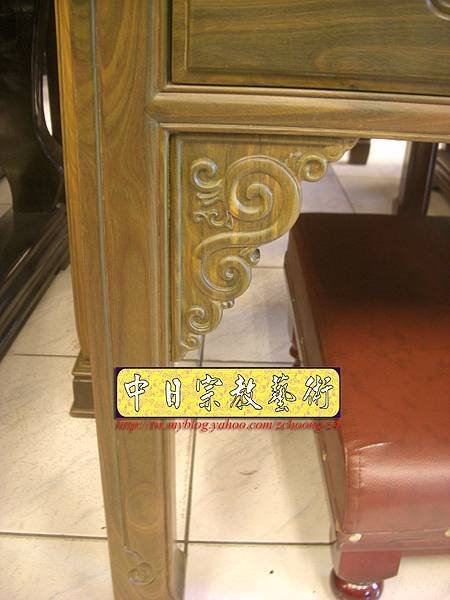 M4613綠檀明式佛桌 神桌製作.JPG