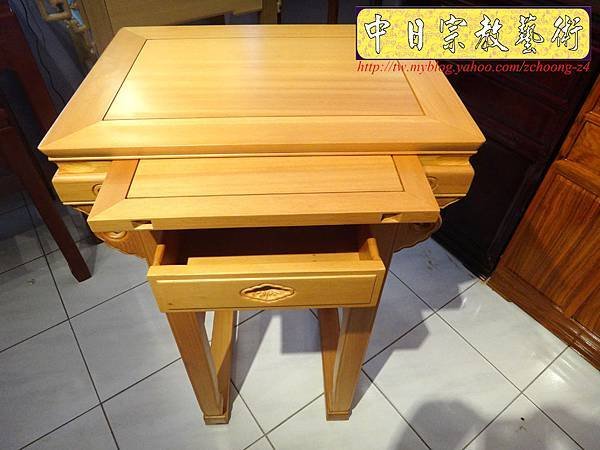 N7405.小神桌樣式~2尺2檜木小佛桌.JPG