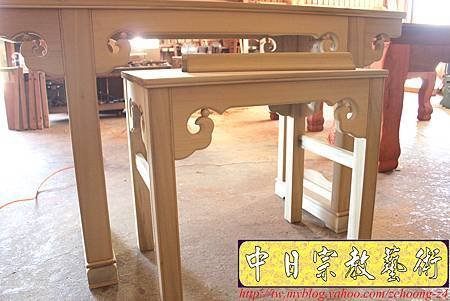 M8902.仿古式神桌佛桌系列 5尺8烏心木.JPG