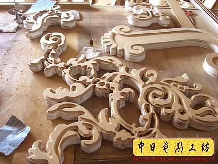 I3224.鋼琴造型雕刻製作 實木材質雷射雕刻切割.JPG