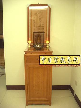 E4905.檜木1尺58居家小型公媽桌祖先供桌.JPG