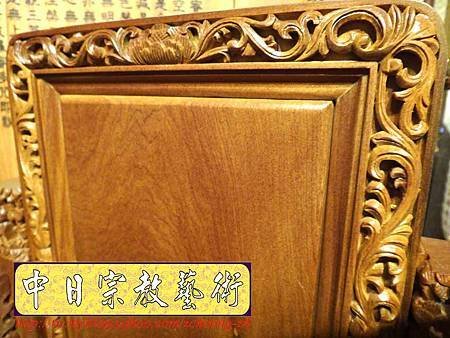 E6818.客家大牌雕刻 雙獅祖先牌位雕刻 肖楠木公媽牌製作.JPG