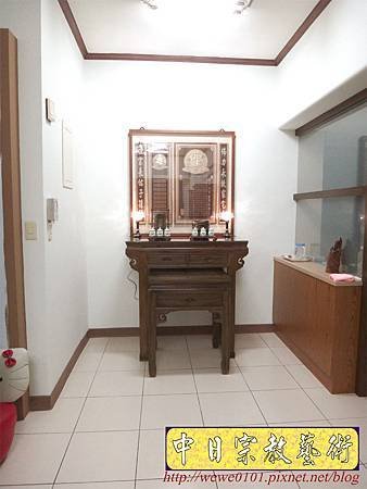 N21812.居家小神明廰佛堂設計 綠檀3尺5神桌 小佛桌樣式 心經木雕神聯佛聯 祖牌位雕刻 水晶蓮花燈.JPG