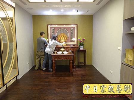 N22007.佛堂設計 現代神明廳 5尺1神桌神聯設計 圓心經實木雕刻 佛桌花架擺設 千手觀音木雕.JPG