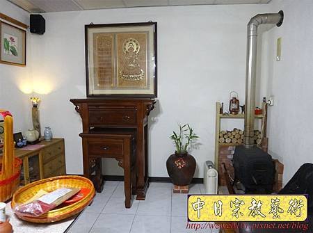 N22212.小神桌2尺9佛桌 高度4尺2 實木觀音木雕神聯佛聯.JPG