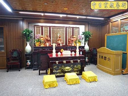 N22702.一貫道佛堂設計 拉米大佛桌神桌 實木雕刻明明上帝木雕神聯佛聯.JPG