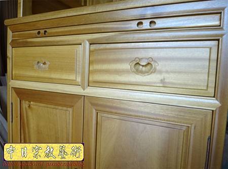 M13916.現代感的神桌櫥佛桌櫥 神龕佛龕設計 窗花版.JPG