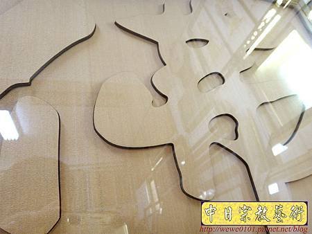 B17210.七尺神桌背景加橫匾佛光普照 佛字佛桌聯對木雕佛聯.JPG