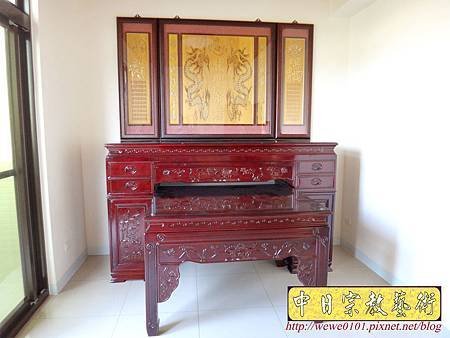 N27714.七尺神桌 桶型佛桌 雙龍雕刻關聖帝君木雕神聯 百福百壽雕刻.JPG