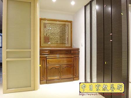 N29203.現代佛堂 4尺2櫃型神桌 箱櫃式佛桌 心經木雕金箔佛聯.JPG