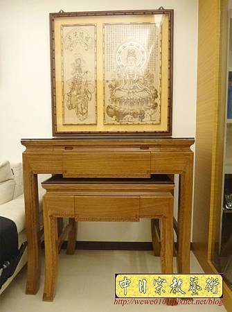 N29605.現代居家佛堂設計 現代感佛桌 3尺6彎腳神桌 實木觀音木雕佛聯.JPG
