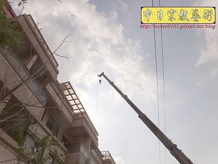 M17513.空中吊神桌.JPG