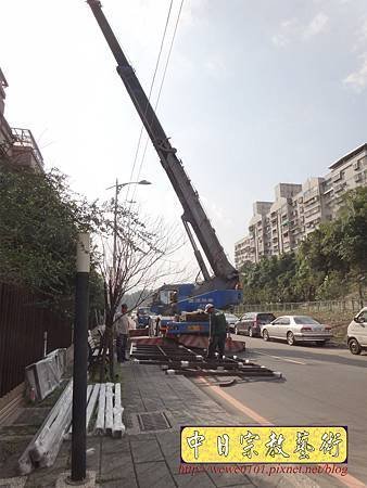 M17514.空中吊神桌.JPG