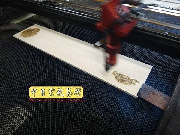 A10803保生大帝神像對聯雕刻.jpg