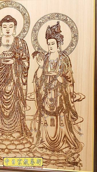 A15408.小佛桌佛聯 西方三聖佛像雕刻.jpg