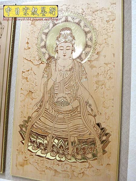 A18605.時尚神桌佛像佛聯 3尺半雲層觀音百壽金邊聯.JPG