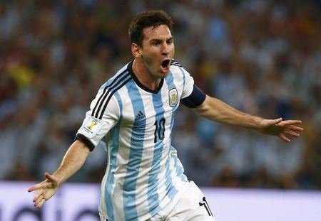 2014-06-16T012943Z_1007920001_LYNXMPEA5F01W_RTROPTP_2_DEPORTES-MUDNIAL-ARGENTINA-MESSI