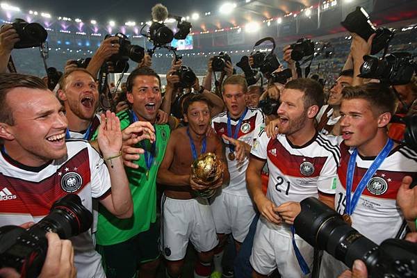 germany-v-argentina-2014-fifa-20140713-222837-583