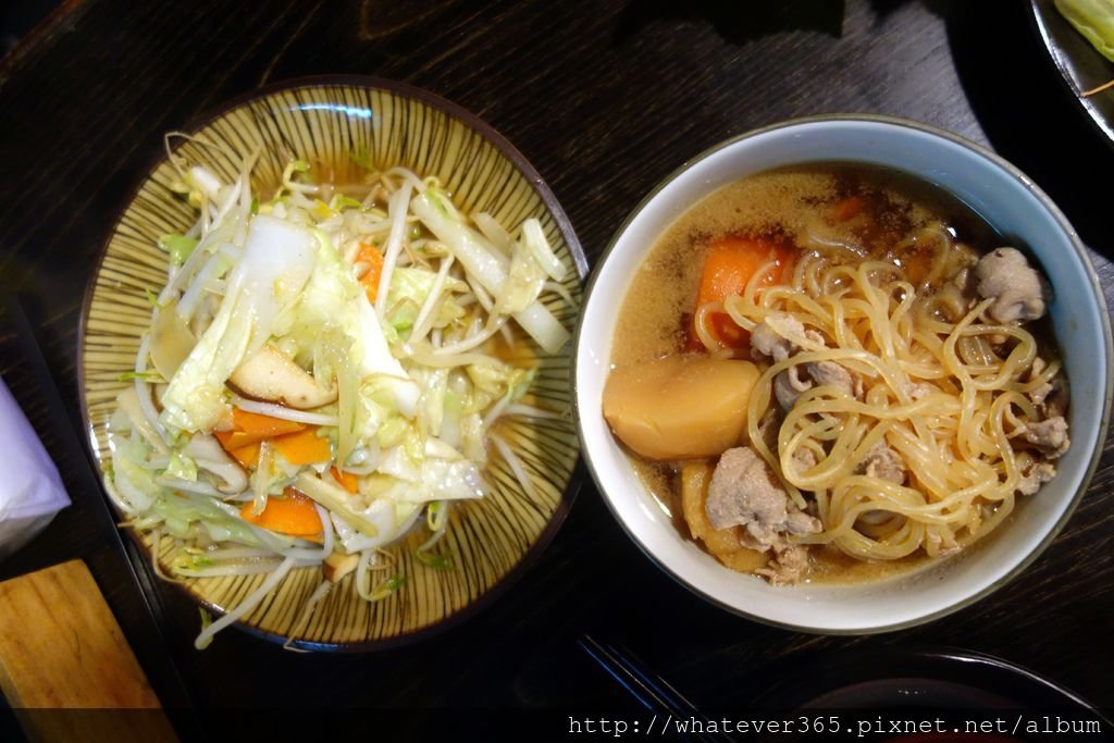 食 | 台北大直 大明食堂 →  餐點選擇多 家常日式食堂