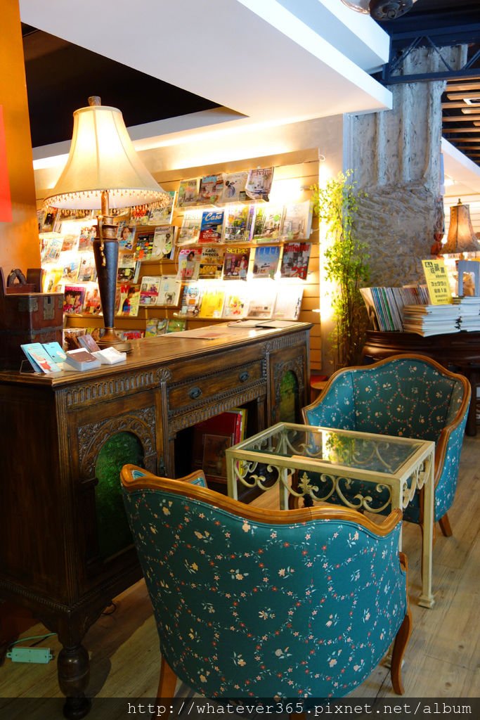 雅痞Art Reading Café 雅痞書店