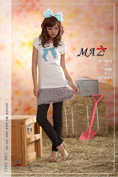 ＊～MAZ妹子衣著～＊【B120013】15女孩穿搭˙甜美立體水鑽線蝴蝶結造型短袖棉T