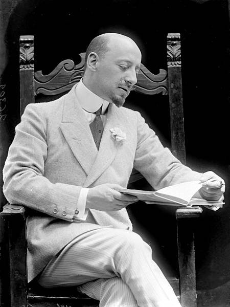 【Moresque】White Duke (白公爵)2.jpg