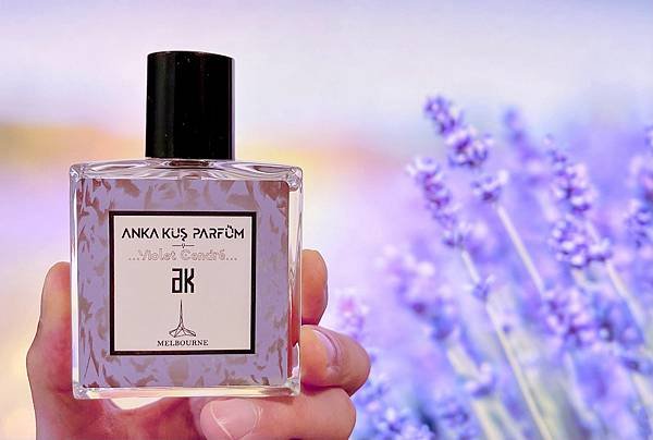 【Anka Kus Parfum】Violet Cendre (紫嫣)1.jpg