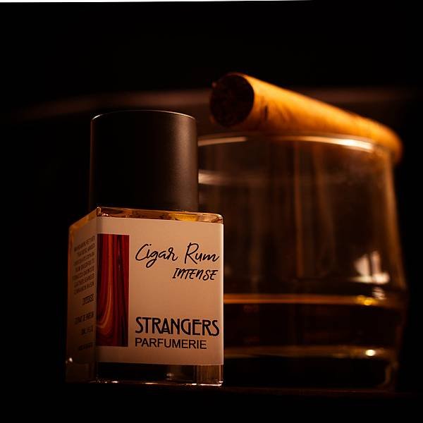 【Strangers Parfumerie】Cigar Rum Intense (雪茄朗姆酒 加強版01.jpg