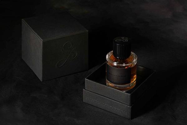 【Sylhouette Parfums】Chanson Noire (闇黑香頌)6.jpg