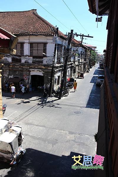 2樓往外拍街景 1.JPG