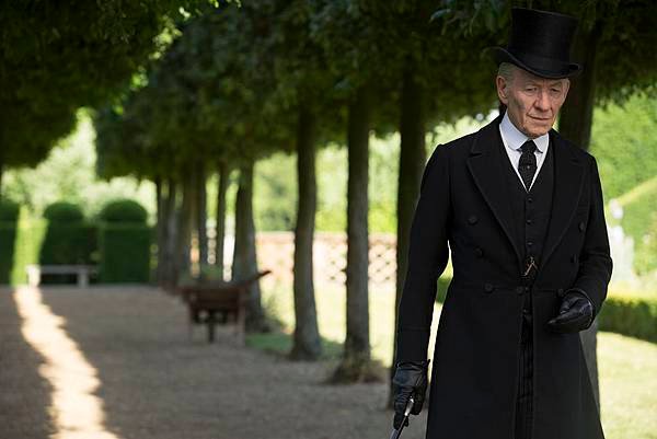 MRHOLMES_IanMcKelleninMRHOLMES_PhotoCreditGilesKeyte1430154502.jpg