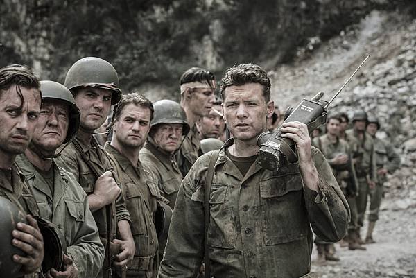 Sam-Worthington-in-Hacksaw-Ridge-2016.jpg