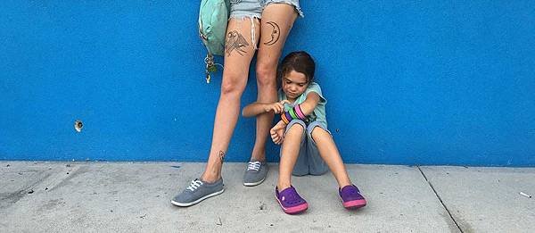 Bria-Vinaite-and-Brooklynn-Kimberly-Prince-in-The-Florida-Project-1200x520.jpg