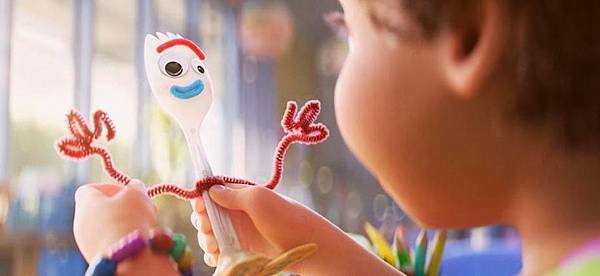 toy-story-4-tv-spot-forky.jpg