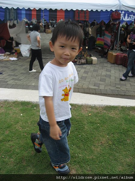 9910 040.jpg