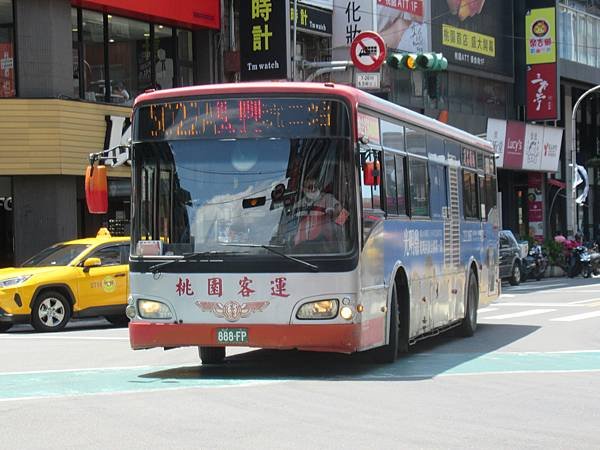 桃園市公車 5022(A) 桃園-南崁-竹圍 (繞駛捷運坑口