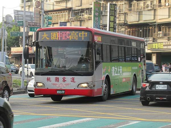 桃園客運 2010 HINO RK8JRSA 893-FP