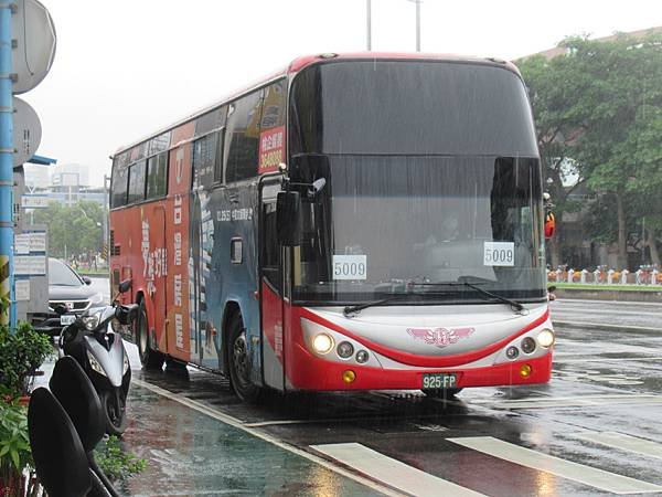 桃園市公車 5009 桃園-捷運泰山貴和站