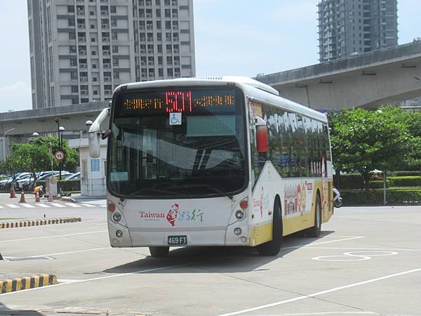 桃園客運 2011 VOLVO B7RLE 469-FT