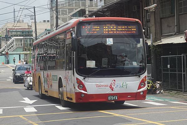 桃園客運 2012 VOLVO B7RLE 073-FX