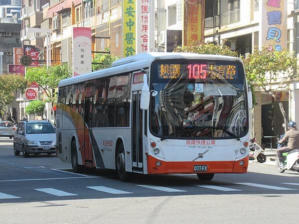 桃園客運 2012 VOLVO B7RLE 077-FX