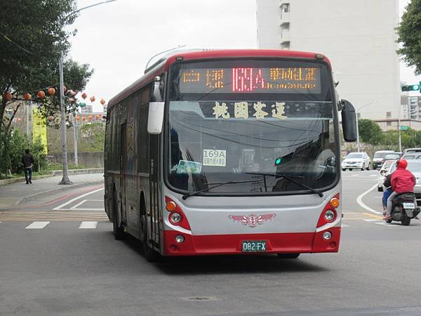 桃園客運 2012 VOLVO B7RLE 082-FX