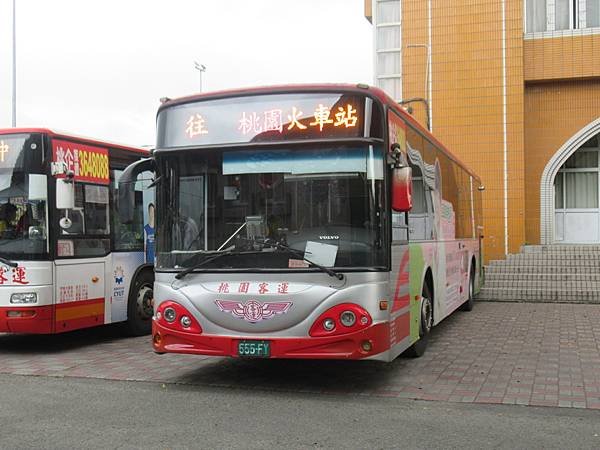 桃園客運 2013 VOLVO B7RLE 555-FY