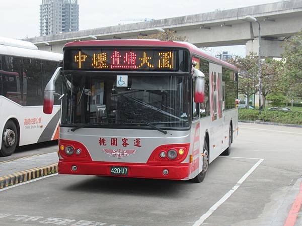 桃園客運 2014 DAEWOO BS120CN 420-U