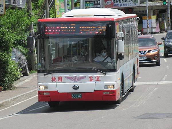 桃園客運 2015 YUTONG ZK6128HG 588-